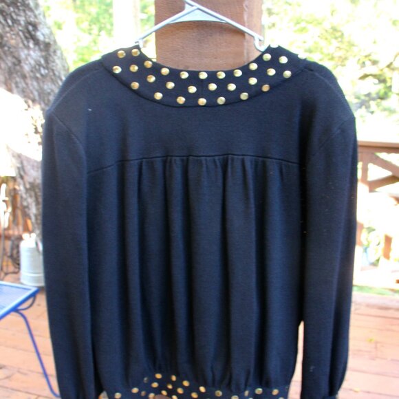 Beautiful St. John's ladies jacket/top-size 12. - Picture 5 of 7